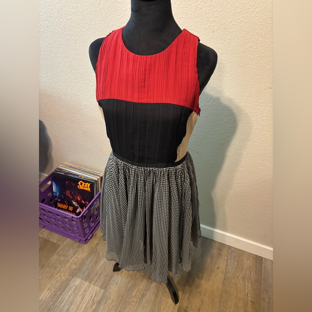 Medium Women’s Greylin Dress